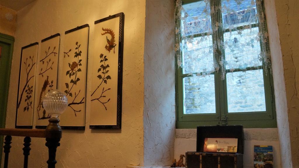 La Grille Fleurie, Chambres D'Hote Chez L'Habitant Arthonnay Экстерьер фото